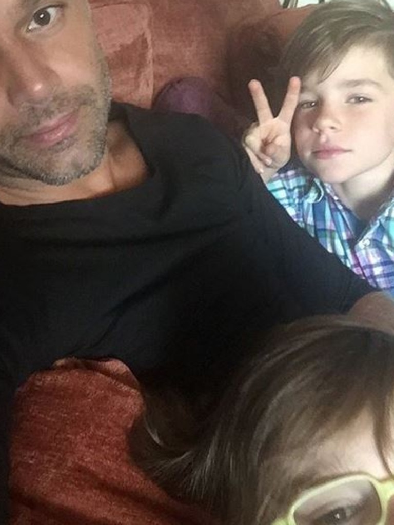 Ricky Martin Poses With Partner and Children