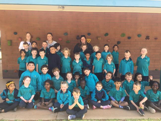 LARAPINTA PRIMARY SCHOOL. BACK ROW (L-R): (teachers) Emily Wilson, Jacki Raybould, Kate Kerby. STUDENTS: Joshua Taylor, Joshua Doorbeegassing, Kingsley Schmidt, Lila-Rose Quattromani, Azalea Ryan, Matthea Nou-Smith, Satsuki Hutchins, Mia Fatt. MIDDLE ROW (L-R): Kiahna Harvey, Sevie Thorp, Lenny Tavares, Daniel Naufahu, Asha Pinfold, Jude Westcott, Winnie Lijanga, Mason Mabasa, Caitlin Lock, Rohan Pinfold, Melody Flemming. FRONT ROW (L-R): Naydan Fatupaito, Sammy Smyth, George Simpson, Regan Marriot, Kenzo South, Dean George, Sai O’Sullivan, Angus Goldsworthy, Zunaina Shahid. SITTING FRONT ROW (L-R): Ananta Kumar, Riley Hunter, Karen Foster, Naomi Dardik, Vahn Harris-Turner, Abiar Deng, Gisella Bramley, Dhruv Binu Nair, Theodore Cann, Nyalat Biel