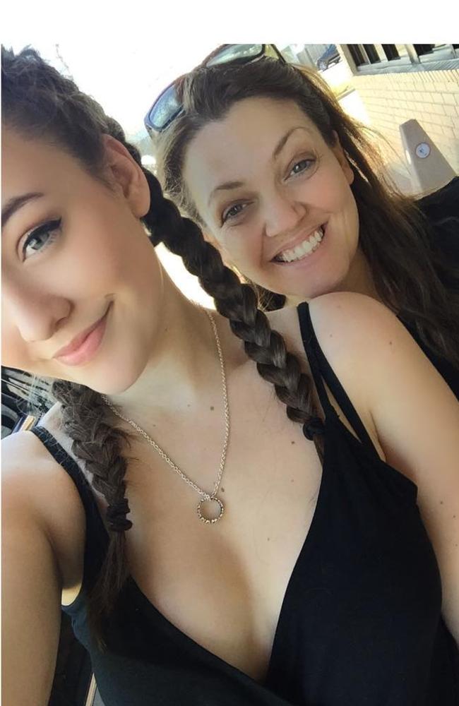 Louis Tomlinson's Sister Felicite's Cause of Death Revealed