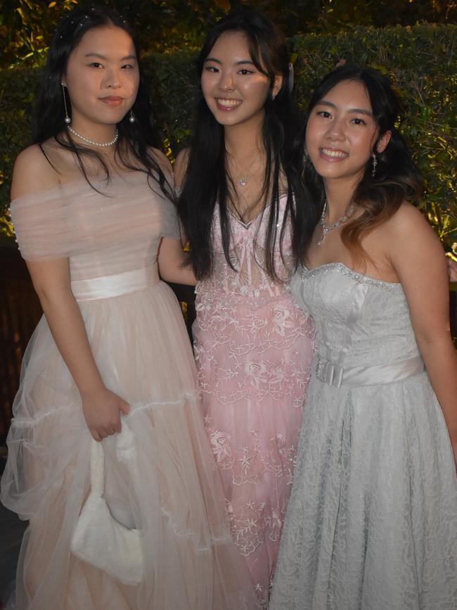 Fiona Tjahjono, Claire Bai and Grace Sun at Queensland Academies Creative Industries formal.