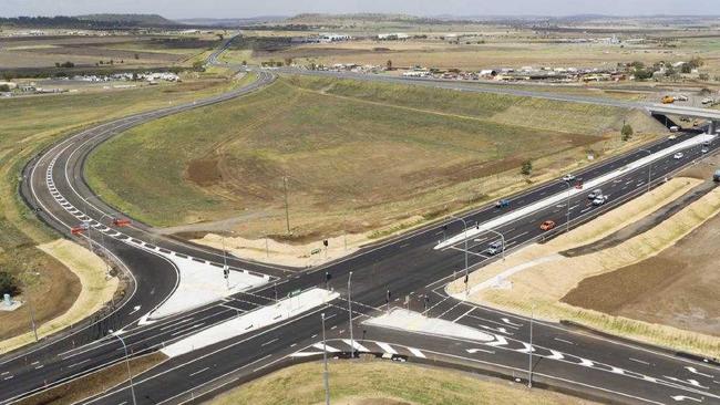 The western interchange of the crossing at the Warrego Highway at Charlton