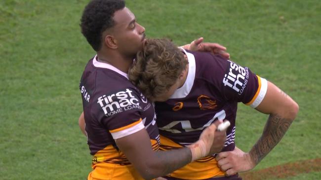 Ezra Mam consoles Reece Walsh. Photo: Fox Sports