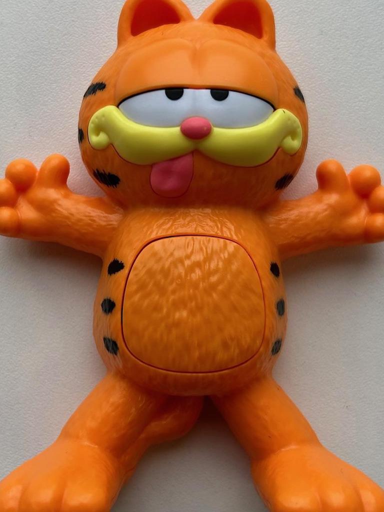 Hungry Jack’s Garfield Toy Recalled Over Safety Concerns | The Cairns Post