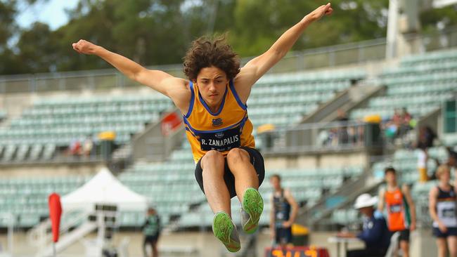 Ricardo Zanapalis of Waverley College in full flight.