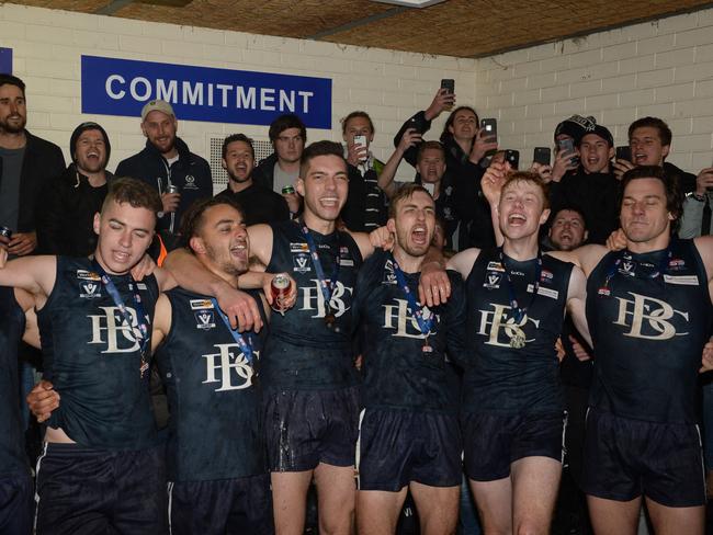 Berwick sings the song after last year’s grand final win. Picture: Chris Eastman/AAP