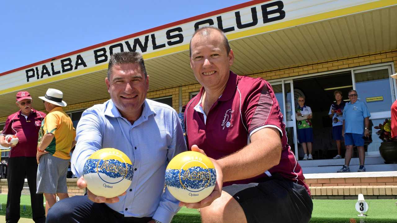 BOWLING ROYALTY: Former bowls gold medallist Kelvin Kerkow and Bowls QLD CEO Brett Wilkie at the Pialba Bowls Club for the training session with members. Picture: Blake Antrobus