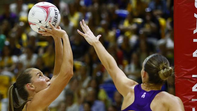 SUNSHINE COAST, AUSTRALIA - APRIL 26: Cara Koenen of the Lightning in action during the round three Super Netball match between Sunshine Coast Lightning and Queensland Firebirds at UniSC Arena, on April 26, 2025, in Sunshine Coast, Australia. (Photo by Russell Freeman/Getty Images)
