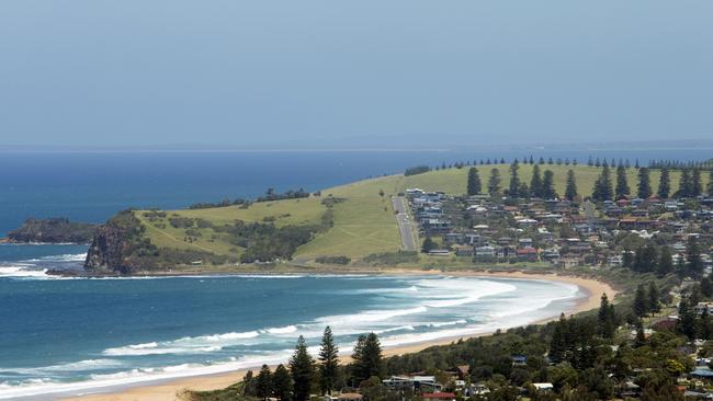 The small township of Gerringong and Werri Beach one of the South Coast's best surf beaches, NSW.