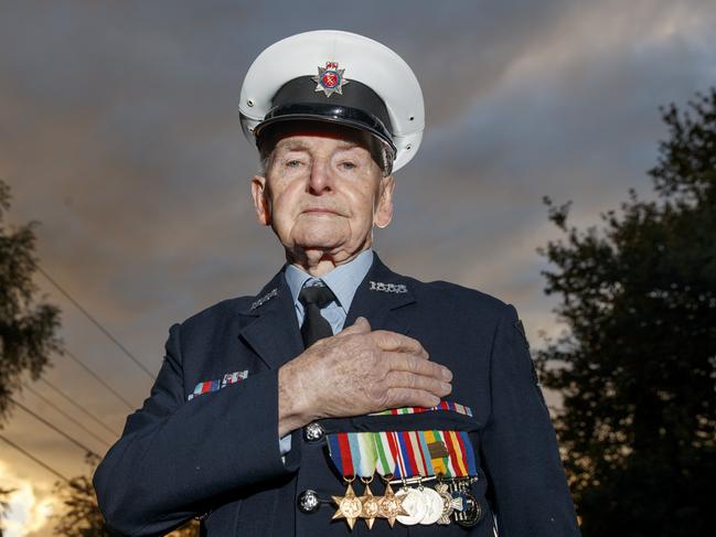 12/04/2021: 94 Yr Old WW2 veteran Ernest Baddeley who will march on Anzac Day. A call to arms for people to march on Anzac Day.Picture:  David Geraghty