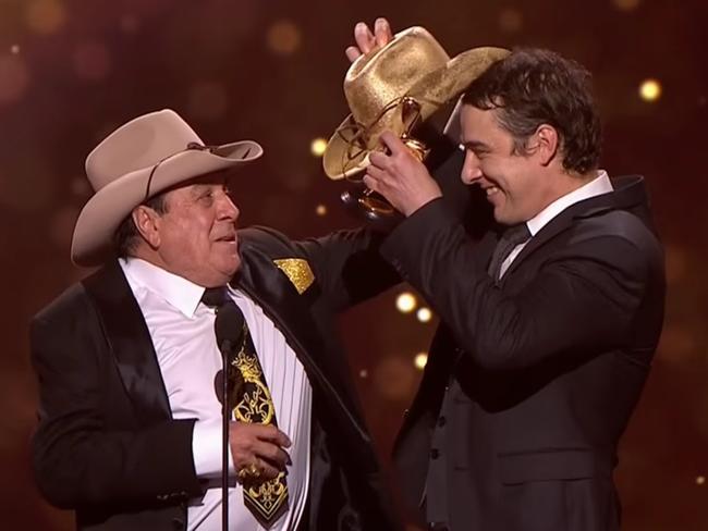 Goog golly, Molly: the revered music reporter joined Gold Logie winner Samuel Johnson on stage at the 2017 awards — and kind of forgot to leave.