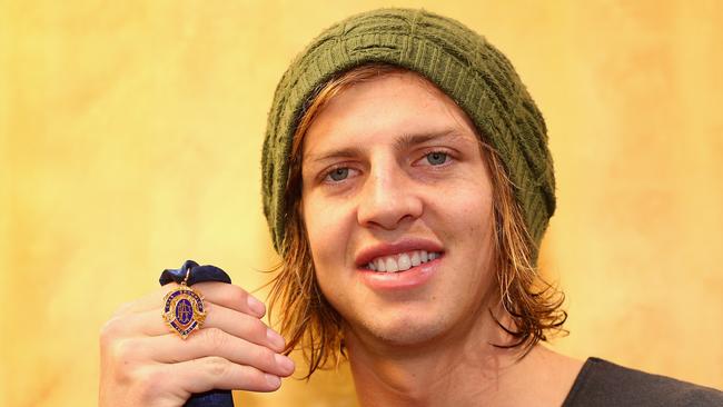 MELBOURNE, AUSTRALIA - SEPTEMBER 29: AFL Brownlow Medal winner Nat Fyfe of the Dockers poses during a media opportunity at Crown Entertainment Complex on September 29, 2015 in Melbourne, Australia. (Photo by Quinn Rooney/Getty Images)