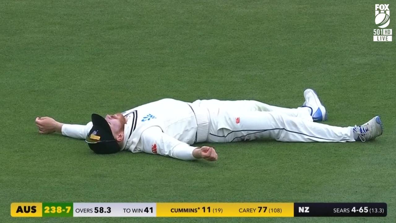 Glenn Phillips was all of New Zealand after that tough chance. Photo: Fox Sports.