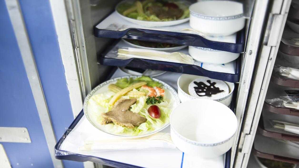 Behind The Scenes Of How Your Airline Food Is Made Escape Com Au