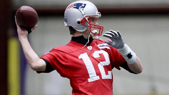 Tom Brady warms up during practice. Picture: Getty Images.