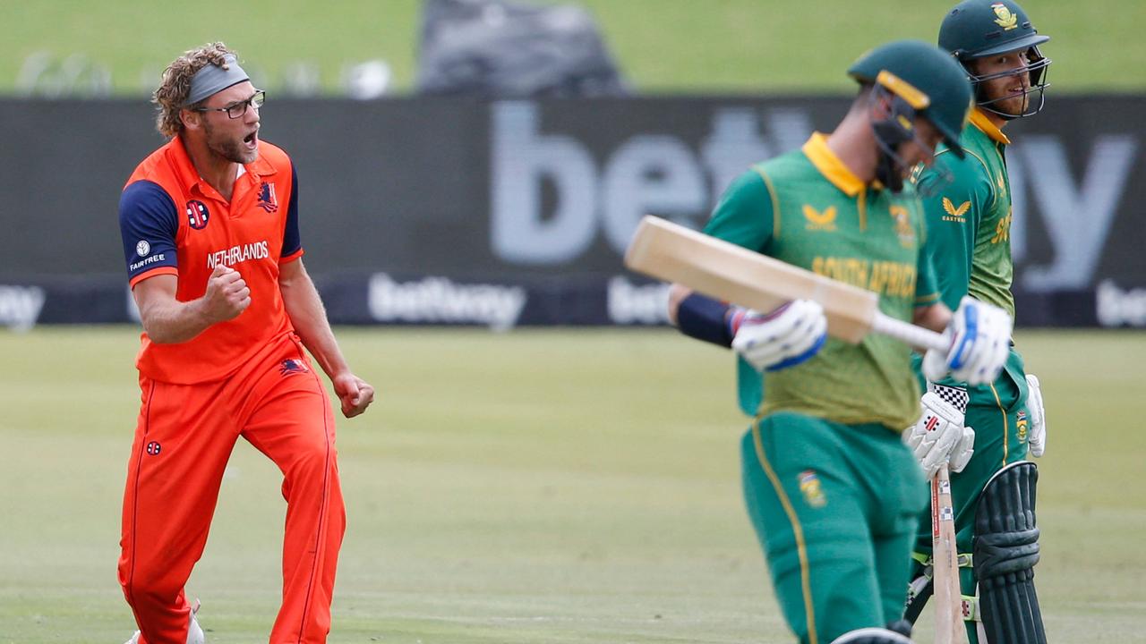 Netherlands' Vivian Kingma reacts after dismissing South Africa's Kyle Verreynne.