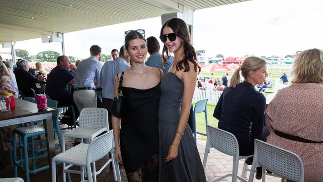 Doomben 10,000 race day social pictures by Grace Kessels