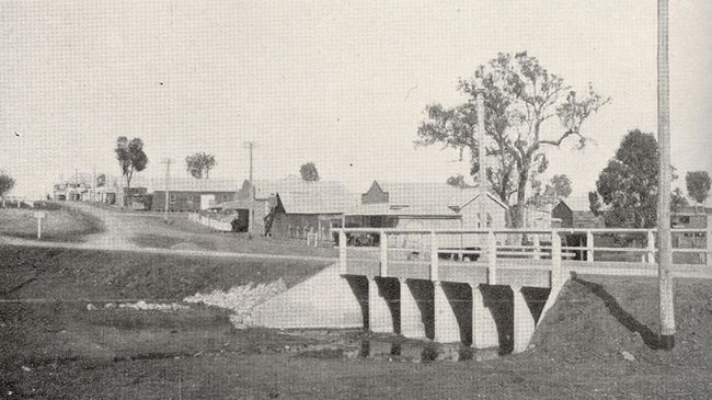 Murgon-Gayndah Road, featured in the 1929 Queensland Agricultural Journal. Source: Fryer Library, UQ