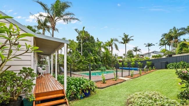 This Mona Vale house was listed in April for $2.95m. The list price is now $2.475m.