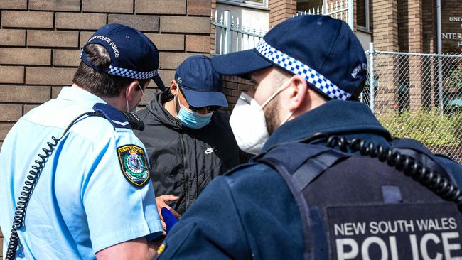 Police officers making an arrest. File image. Picture: Flavio Brancaleone