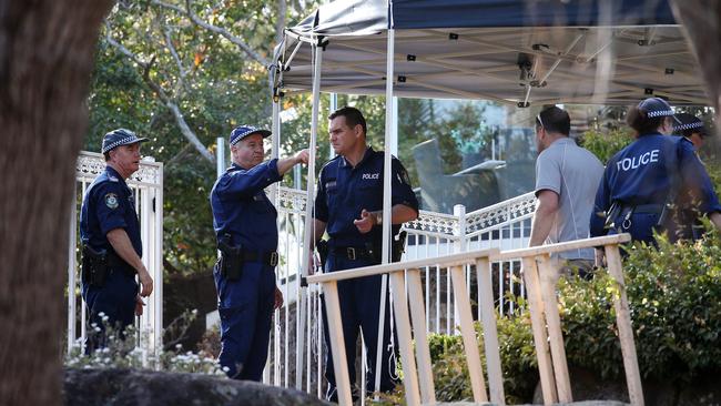 Police from the NSW homicide set up a tent near the pool area this morning. Picture: Hollie Adams