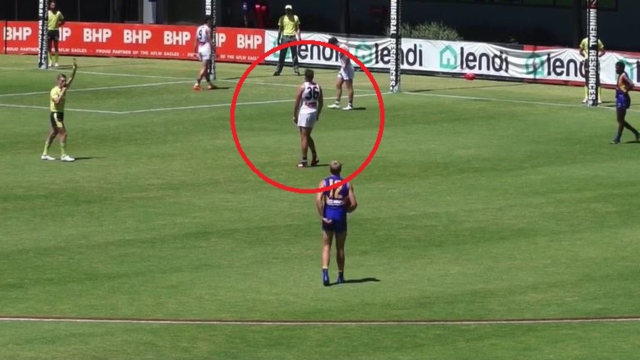 Fans were left confused over the 'stand' rule following this incident in Fremantle's scratch match against West Coast.