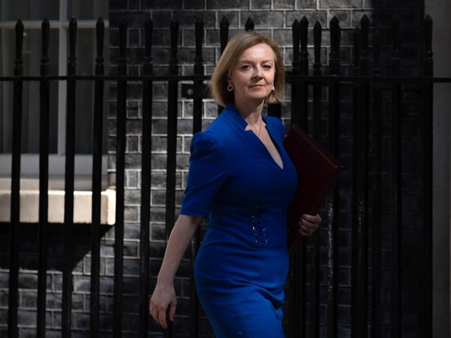 LONDON, ENGLAND - JUNE 07: Secretary of State for Foreign, Commonwealth and Development Affairs Liz Truss arrives to attend the weekly Government cabinet meeting at Downing Street on June 7, 2022 in London, England. Boris Johnson narrowly won a vote of confidence yesterday as Conservative MPs voted 211 to 148 in favour of him remaining party leader. (Photo by Carl Court/Getty Images)