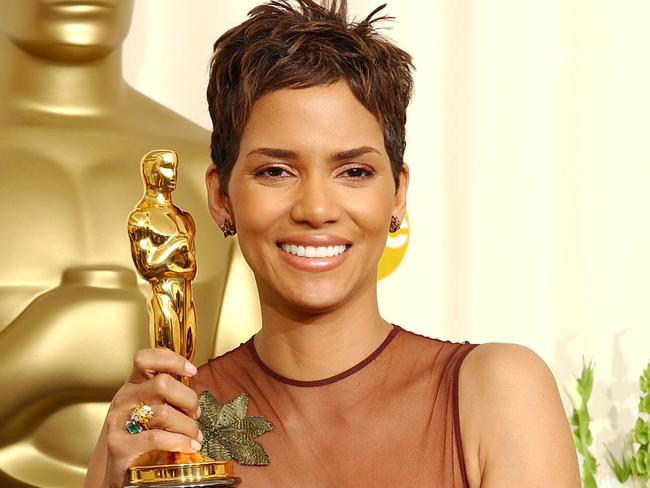 Best Actress winner Halle Berry holds her Oscar statuette backstage at the 74th Annual Academy Awards.