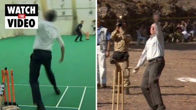 NSW Premier Dominic Perrottet mocked for 'John Howard style' cricket bowl (9 News)