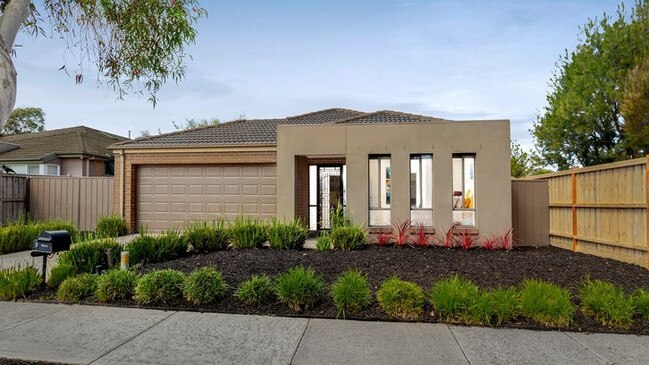 24 Birdwood Court, Doreen, sold under the hammer after its reserve was disclosed ahead of its weekend auction.