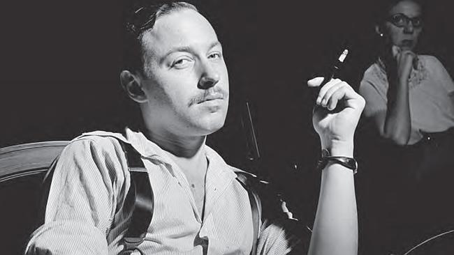 Tennessee Williams Bio By John Lahr Reveals Playwright Madman Genius