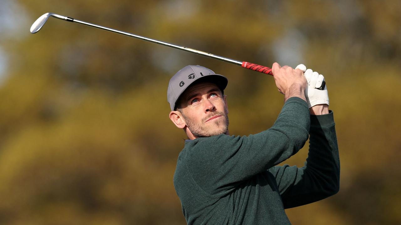 PEBBLE BEACH, CALIFORNIA – FEBRUARY 01: Retired professional footballer Gareth Bale of Wales hits a shot during the Cisco Million Dollar Hole-in-One for Charity Challenge prior to the AT&amp;T Pebble Beach Pro-Am at Pebble Beach Golf Links on February 01, 2023 in Pebble Beach, California. Ezra Shaw/Getty Images/AFP (Photo by EZRA SHAW / GETTY IMAGES NORTH AMERICA / Getty Images via AFP)