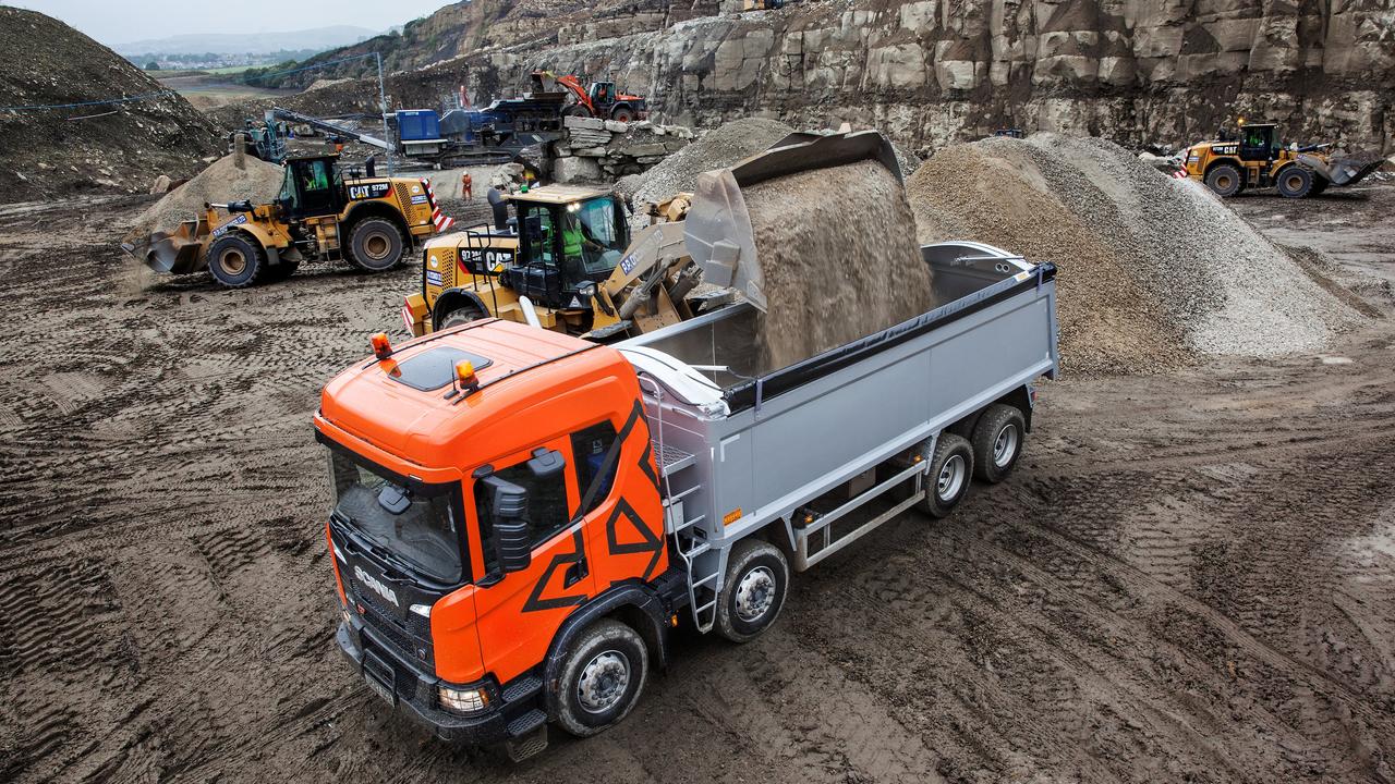 Victorian Tippers United has given the state government one week to deal with the diesel fuel price issue. Picture: Bryan Winstanley 2017