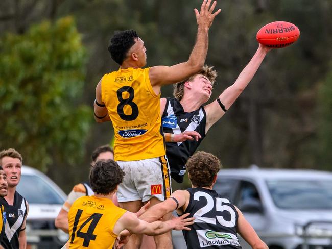 Marble Range clashes with Boston during the 2024 Port Lincoln FL season. Picture: Rosalie Calderwood