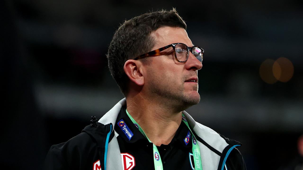 Hinkley backs Josh Carr to be senior AFL coach