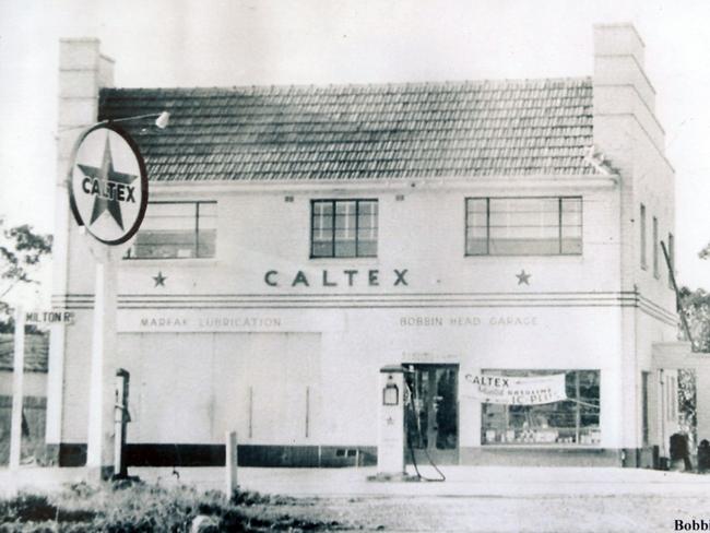 Bobbin Head Garage at North Turramurra in 1951. 