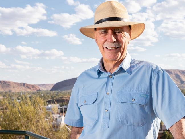 Warren Snowdon on Anzac Hill in Alice Springs 16 September 2021. Photo: EMMA MURRAY