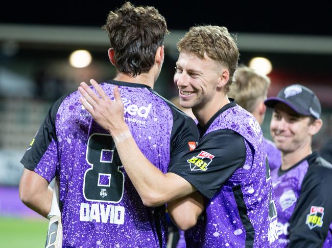 HOBART, AUSTRALIA - JANUARY 14: Hobart Hurricanes celebrate winning the BBL match between Hobart Hurricanes and Melbourne Renegades at Blundstone Arena, on January 14, 2025, in Hobart, Australia. (Photo by Linda Higginson/Getty Images)