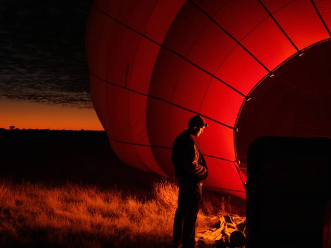 Daniel Minton from Mentone (VIC) Monash University Morning Glow “For me this shot is packed full of mood and a sense of being there. The combined lighting of the sunrise in the background give me a sense of outback Australia and as such give it not just a sense of activity but also destination.” Picture: 2015 Canon Light Awards
