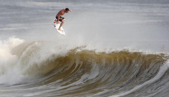 Alexandra Headland gets good lefts and rights for longboarders and shortbaorders alike. Picture: Nicholas Falconer