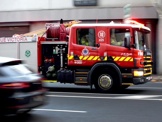 MELBOURNE, AUSTRALIA - NewsWire Photos JANUARY 09, 2024: FIRST RESPONDER GENERICS - FRV Fire Rescue Victoria Fire Engine. Picture: NCA NewsWire / Andrew Henshaw