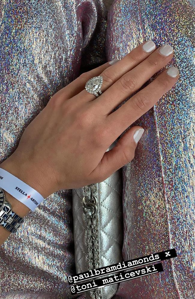 Bec opted for a demure main to set off her stunning bling. Picture: Instagram / Bec Judd
