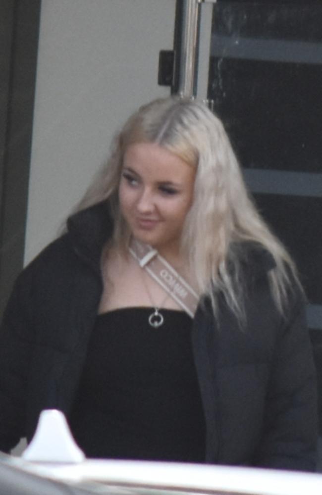 18-year-old Toowoomba and Oakey teen Teleah Madison Leggatt leaving the Toowoomba Court House on 18/08/24 after pleading guilty to drug, assault, and trespass crimes.