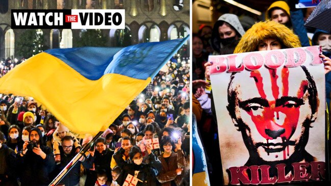 World rallies behind Ukraine as thousands protest Russia