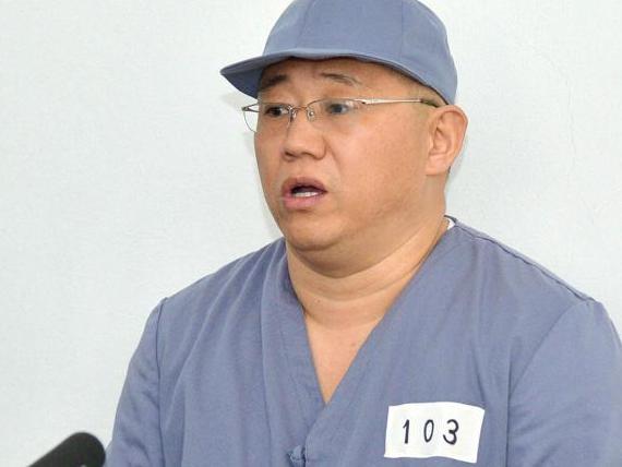 PYONGYANG, North Korea - Kenneth Bae, a Korean-American Christian missionary who has been detained in North Korea for more than a year, meets a limited number of media outlets in Pyongyang on Jan. 20, 2014. Bae said he wants to be freed and to return to his family as soon as possible. (Kyodo)