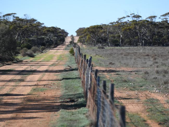 EYRE PENINSULAR FUNDING ANNOUNCEMENT - Minister Tim Whetstone visits Ceduna. An old semi repaired part of the dog fence 40kms west of Ceduna. Picture: Tricia Watkinson