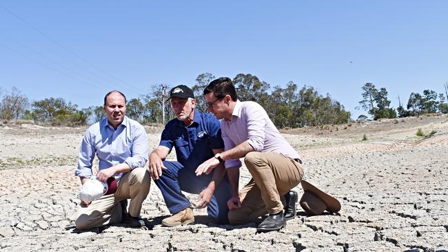 Granite Belt producer Dino Rizzato with Federal Treasurer Josh Frydenberg and Minister for Drought David Littleproud.