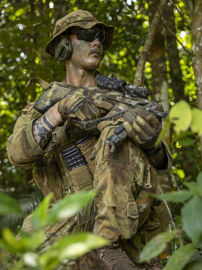 An Australian Army trooper from 2nd Cavalry Regiment scans for enemy during Exercise Regional Warfighter at Tully Training Area, Queensland. PHOTO: CPL Jack Pearce