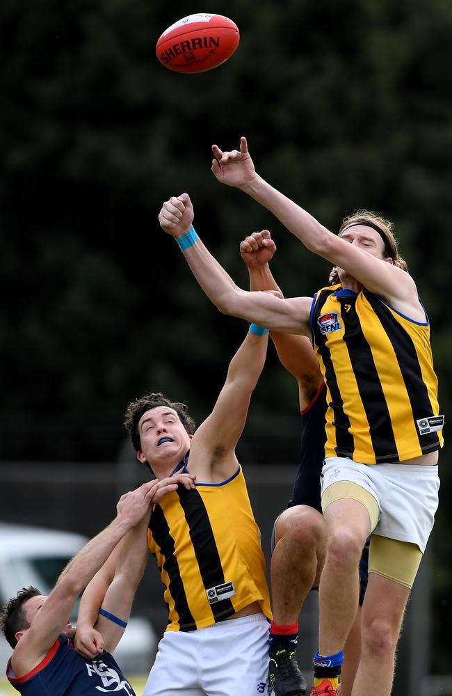 Guy Timms (right) will carry the ruck load for the Hammers.