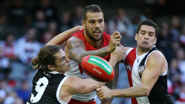 Sydney's Lance Franklin in action against St Kilda. Picture: George Salpigtidis