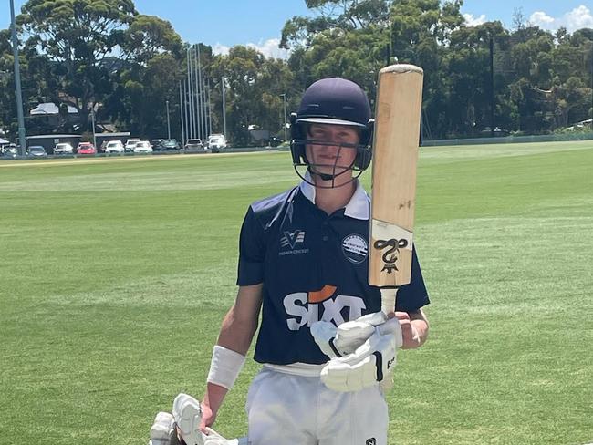 Oliver Peake of Geelong C C